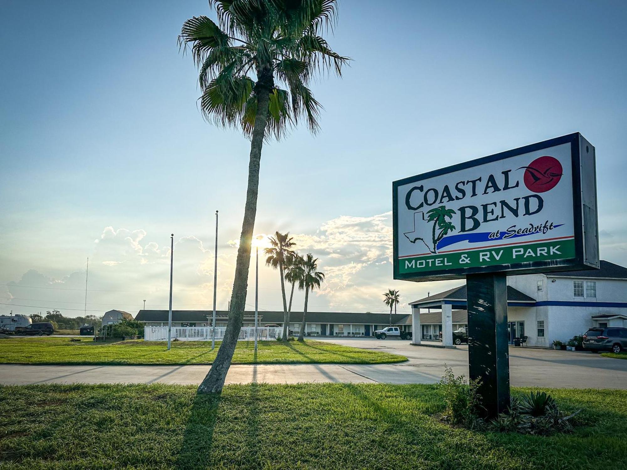Coastal Bend At Seadrift, Motel & Rv Park Exterior photo